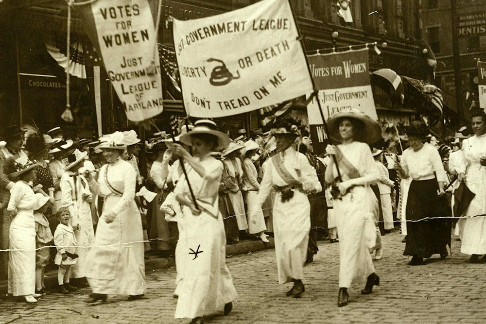 Just Government League of Maryland march signs: Votes for Women, Liberty or Death, Don't Tread on Me. MD State Archives.