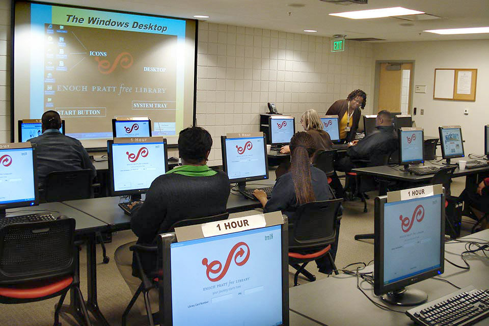 computer training class at Pratt library