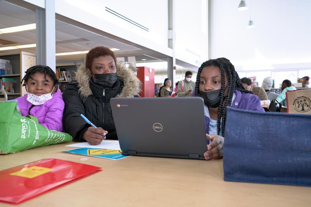 Dell chromebooks - a family at Orleans using their new laptops