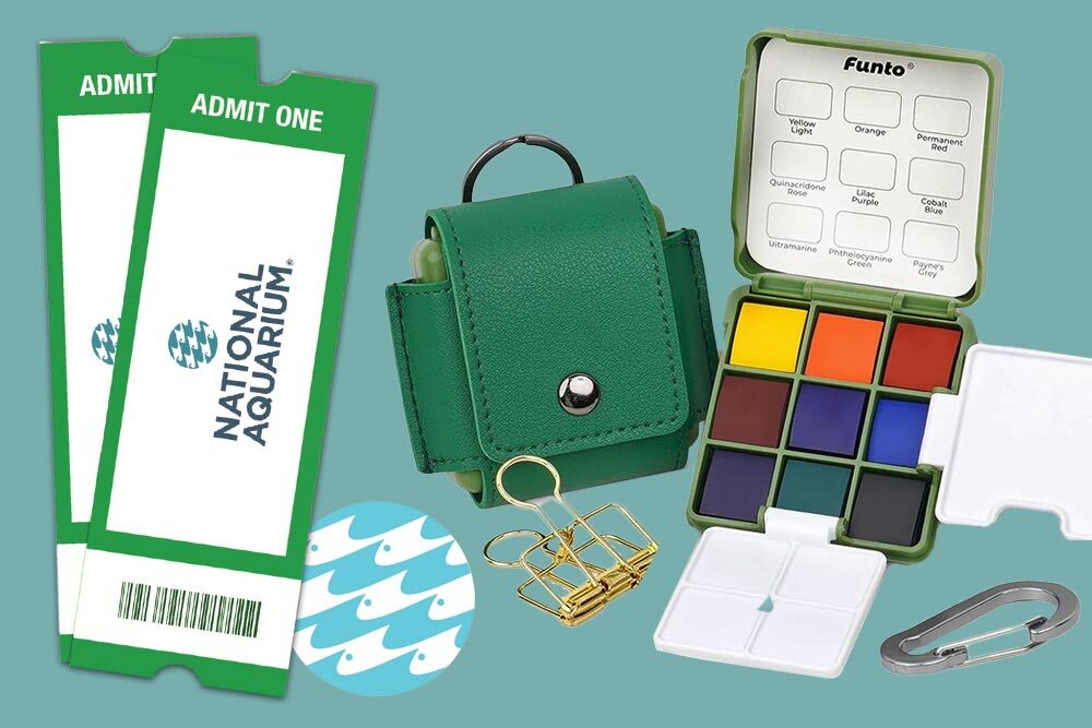 August prize :tickets to the Aquarium and mini watercolor set