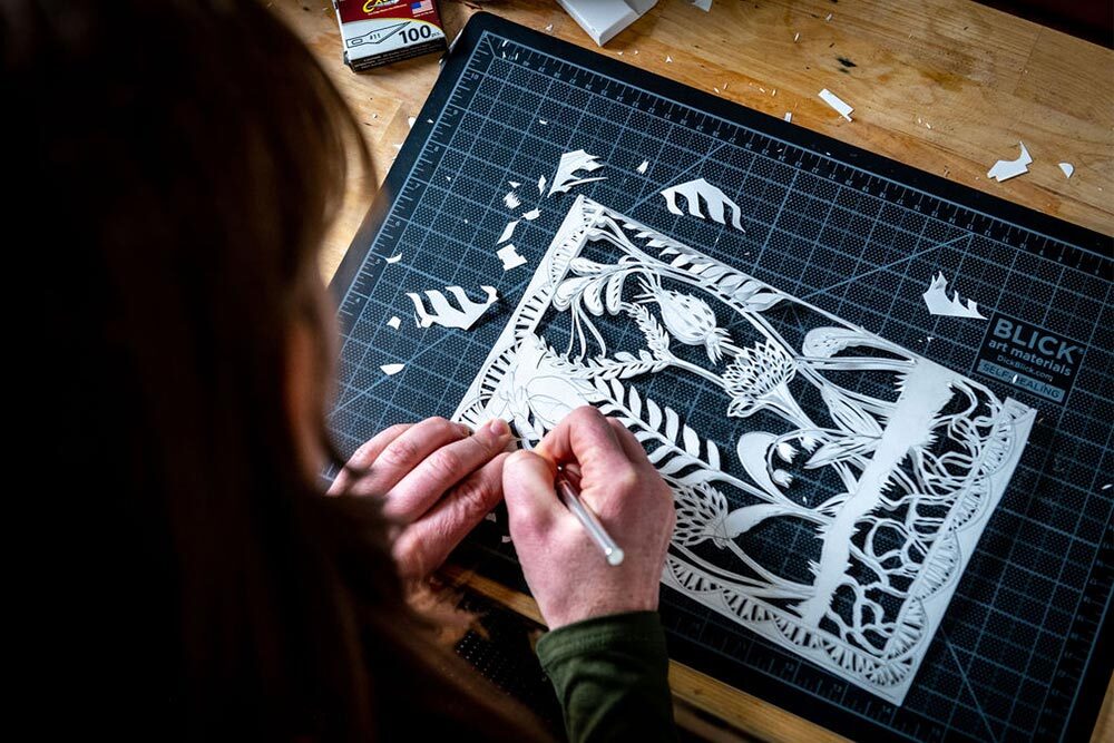 Annie Howe at work, photo by Laura Chase de Formigny