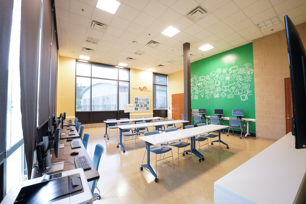 Rita Church Technology Lab - inside view with 3 walls